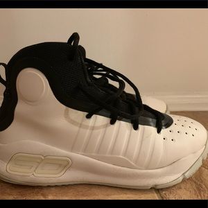 Boys’ Under Armour Curry